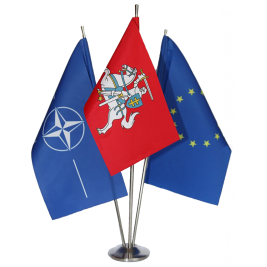 Metalinis tristiebis vėliavėlių stovelis