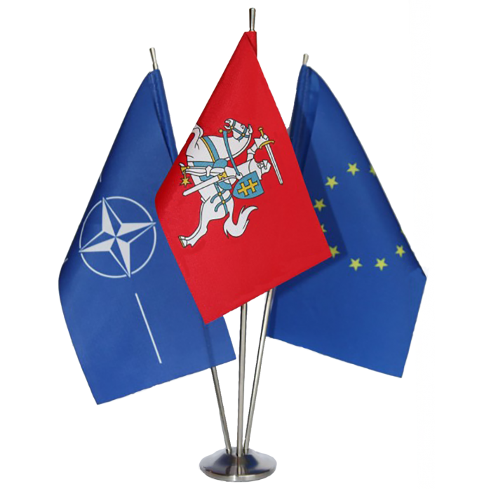 Metalinis tristiebis vėliavėlių stovelis Metalinis tristiebis vėliavėlių stovelis