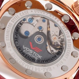 Vostok Europe GAZ 14 Limousine 2426-5609060 Vostok Europe GAZ 14 Limousine 2426-5609060
