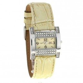 Q&Q P165J305