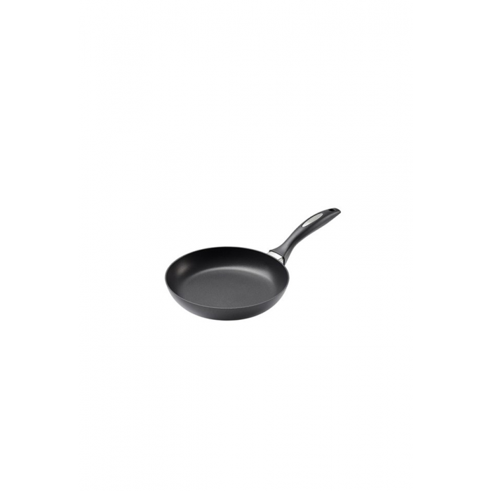 Keptuvė žema IQ, SCANPAN 24 cm. Keptuvė žema IQ, SCANPAN 24 cm.